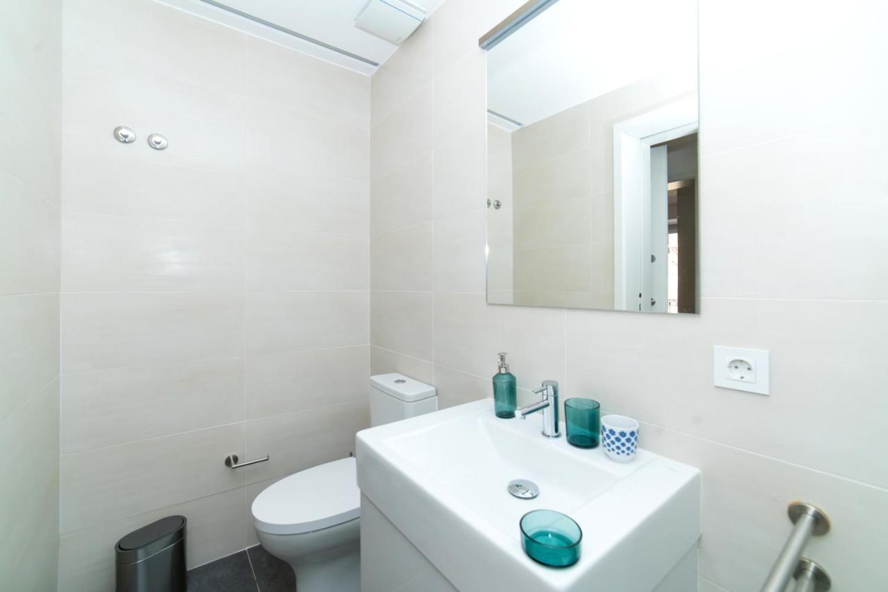 Blue By The River 3 - Elegant Two-Bedroom In Santos Лиссабон Экстерьер фото